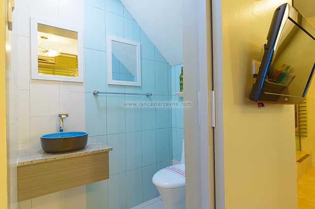 catherine-house-model-in-lancaster-new-city-cavite-ready-for-occupancy-house-for-sale-cavite-philippines-turn-over-toilet-&-bath2
